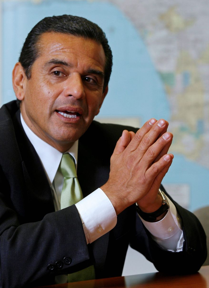 **FILE** Los Angeles Mayor Antonio Villaraigosa
