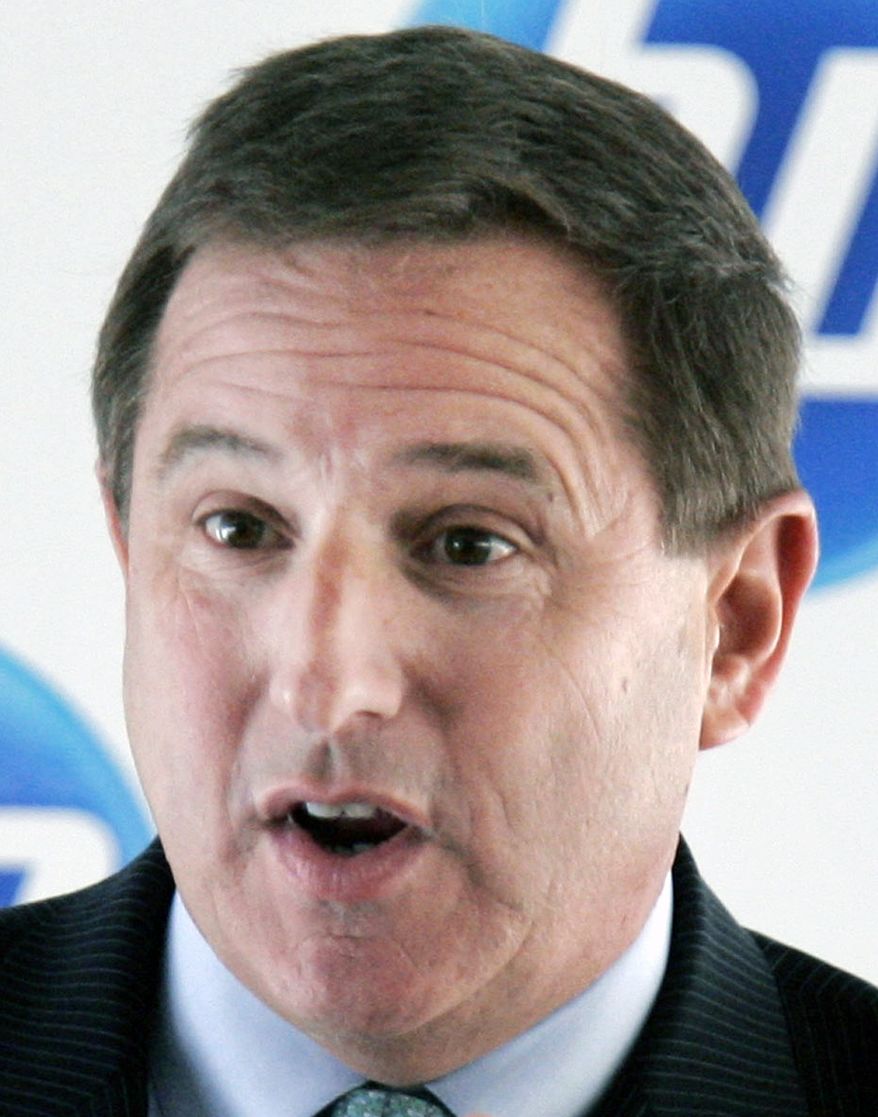 In this file photo made March 3, 2010, Hewlett-Packard Company Chairman and Chief Executive Officer Mark Hurd speaks during an appearance in Conway, Ark. Mr. Hurd was appointed co-president of Oracle Corp. Tuesday. (AP Photo/Danny Johnston, File)