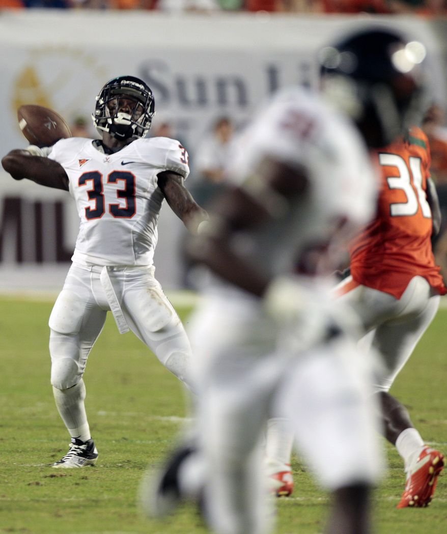 Virginia running back Perry Jones completed a 37-yard touchdown strike to Tim Smith in the second quarter. Virginia won 28-21. (AP Photo/Alan Diaz)
