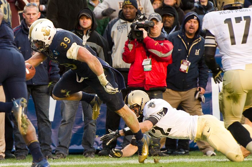 Navy Midshipmen fullback Alexander Teich had 883 yards rushing and four touchdowns last season. (Andrew Harnik / The Washington Times)