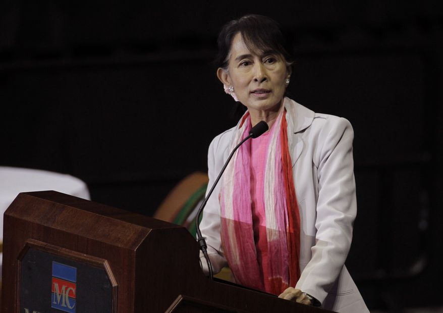 Myanmar democracy leader Aung San Suu Kyi speaks in Fort Wayne, Ind., on Sept. 25, 2012. Fort Wayne is home to one of the largest Burmese populations in the United States. (Associated Press)