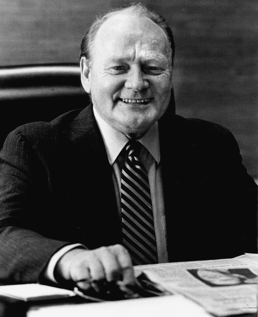 Pulitzer Prize-winning journalist Eugene Patterson, who helped fellow Southern whites understand the civil rights movement, died Saturday, Jan. 12, 2013, at age 89. (AP Photo/The Tampa Bay Times)