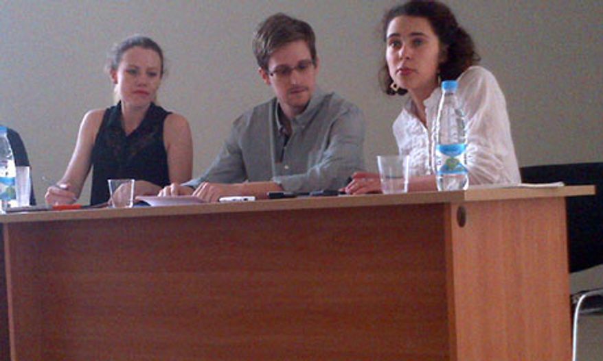 Picture of Edward Snowden tweeted by Tanya Lokshina of Human Rights Watch, Moscow