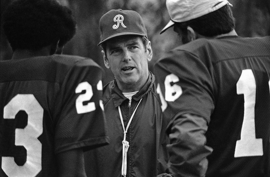 George Allen, head coach of Washington Redskins football team shown in 1972. (AP Photo)