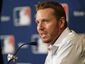 halladay-retires-baseballjpeg-088eb_mugshot_four_by_three.jpg