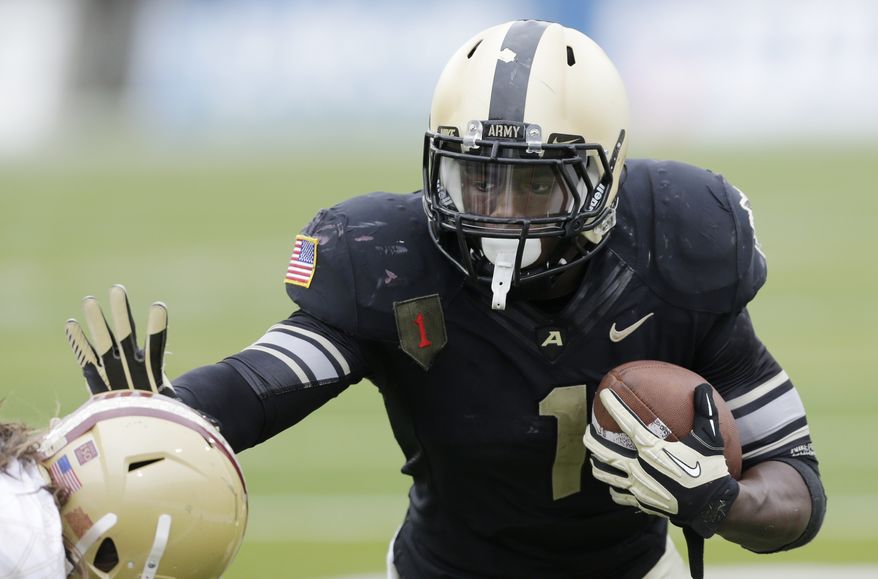 Army running back Raymond Maples (1) runs against Boston College during the second half of an NCAA college football game Saturday, Oct. 6, 2012, in West Point, N.Y. Army won, 34-31. (AP Photo/Mike Groll)