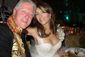 Bill-Clinton-and-Liz-Hurley.jpg