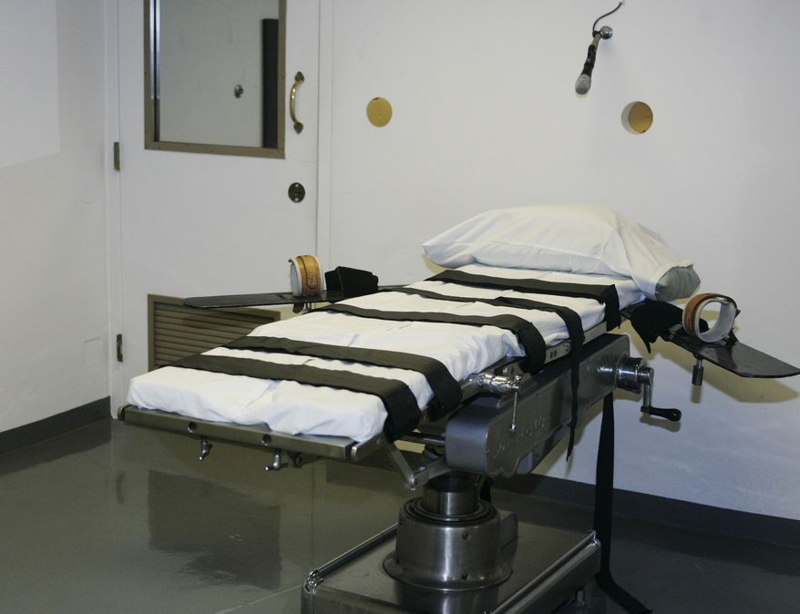 ** FILE ** In this April 15, 2008, file photo, the gurney in the execution chamber at the Oklahoma State Penitentiary is pictured in McAlester, Okla. (AP Photo, File)