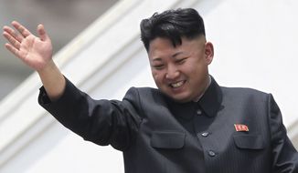 Dirigeant nord-coréen Kim Jong-un a été opéré sur son pied, qui conduit beaucoup à croire conduit à sa disparition de la vue du public. (AP Photo / Wong Maye-E, Fichier)