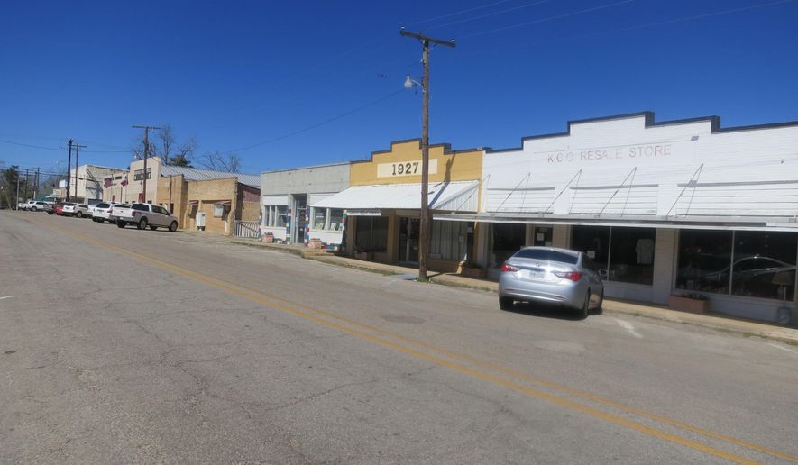 Out in East Texas, there’s a small town with big stories Exchange_struggling_timber_town_c0-166-4000-2498_s885x516