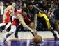lakers_76ers_basketball_90990.jpg