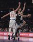 magic_knicks_basketball_29153.jpg