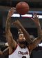 aac_cincinnati_uconn_basketball_09154.jpg