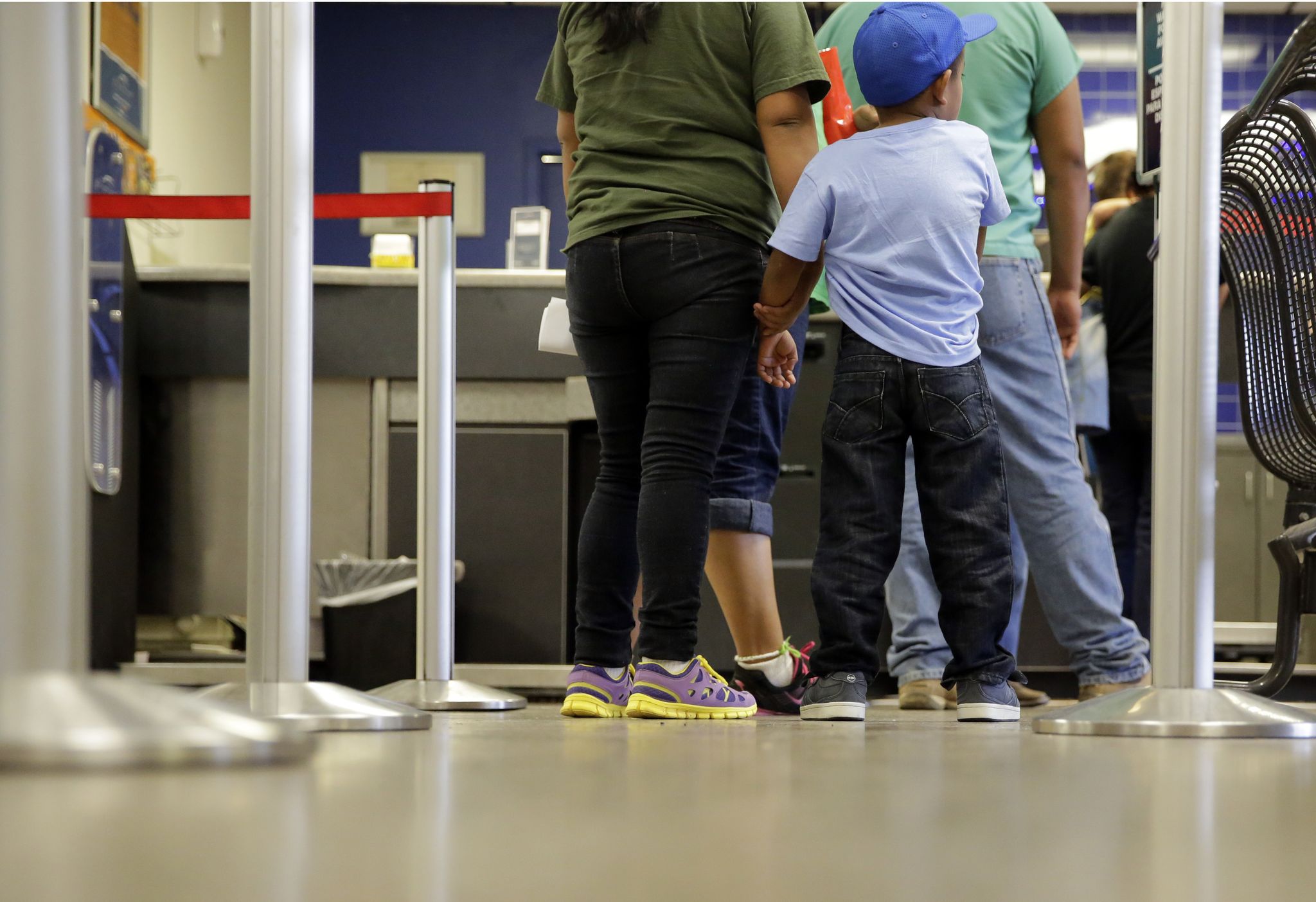 Illegal immigrant children released to criminals in U.S. illegally themselves