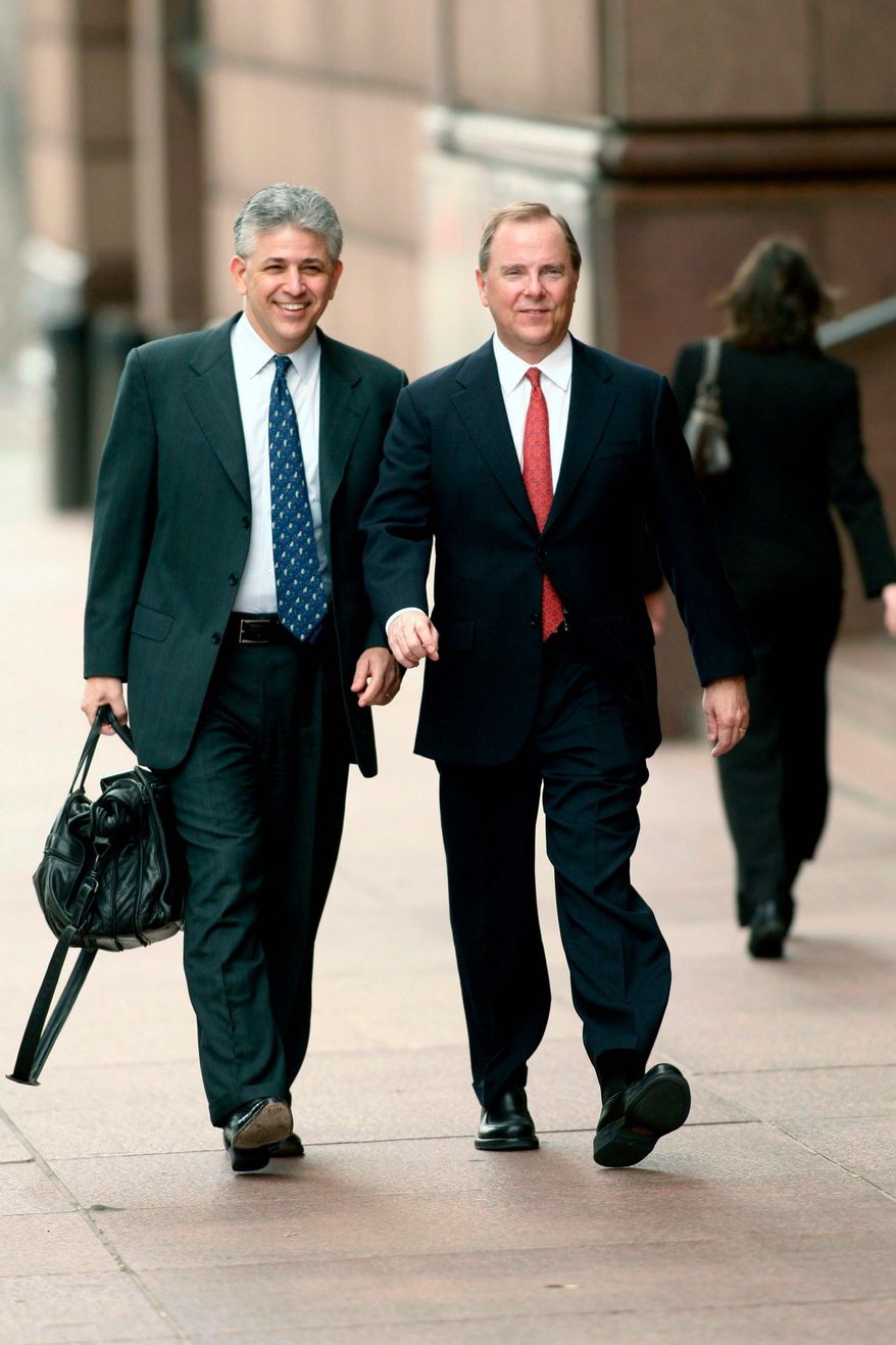 BLOOMBERG NEWS - Former Enron Corp. Chief Executive Officer Jeffrey K. Skilling and his lead trial counsel, Daniel Petrocelli, return to the courthouse in 2006.