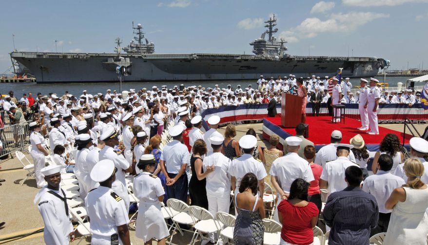 Mrs. Obama called on Americans to support military families by helping with carpools, bringing them dinner or helping spouses to find a job. She called military families "quiet heroes who represent the best in our country."