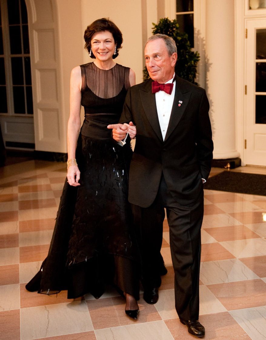 Then-New York Mayor Michael Bloomberg and Diana Taylor arrive for the State Dinner in honor of the Prime Minister of India at the White House in Washington, D.C. Tuesday, Nov. 24, 2009. (Michael Connor/The Washington Times) ** FILE **