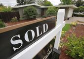 Economy Home Sales_Lea.jpg