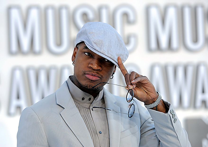 Shaffer Chimere Smith, also known as Ne -Yo, arrives at the MTV Video Music Awards on Sunday, Sept. 12, 2010 in Los Angeles. (AP Photo/Chris Pizzello)