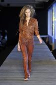 Fashion_Diesel_Spring_2011.sff.jpg