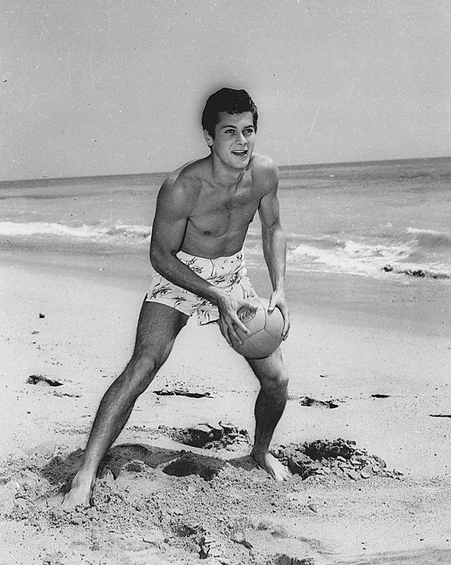 A Sept. 22, 1949 file photo of actor Tony Curtis. Curtis has died at 85 according to the Clark County, Nev. coroner.(AP Photo, File)