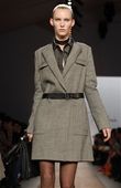 Fashion_Max_Azria_Fall_2011.sff.jpg