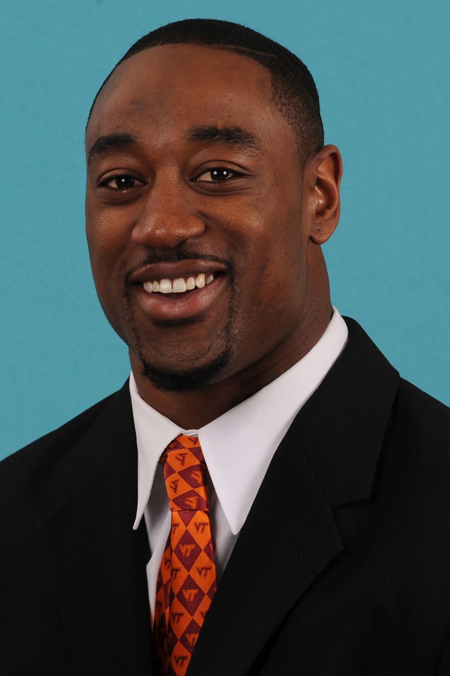 With linebacker Jeron Gouveia-Winslow sidelined for the rest of the season with an injury, the more inexperienced Alonzo Tweedy takes his spot in the lineup. (Virginia Tech Athletics)
