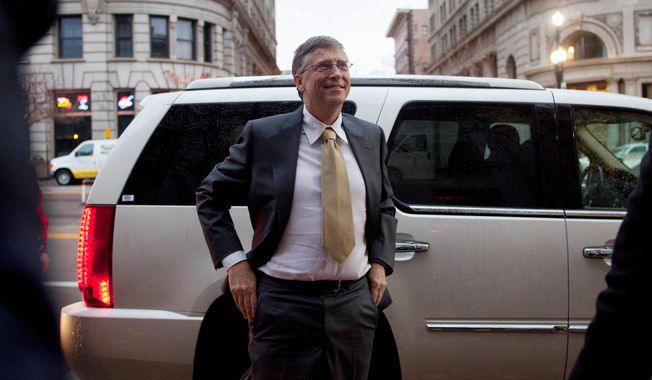 Microsoft founder Bill Gates arrives at the federal courthouse Monday in Salt Lake City, where he testified in a $1 billion antitrust lawsuit brought by Novell. Mr. Gates said Novell just couldn&#x27;t deliver a Windows 95-compatible WordPerfect program in time for its rollout. (Associated Press)