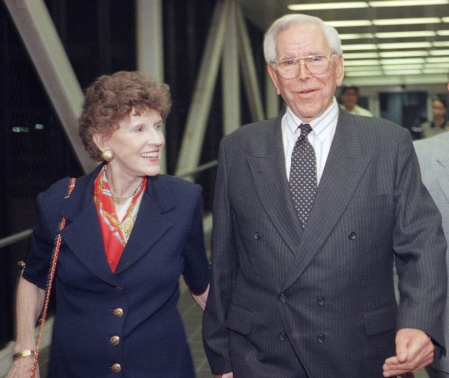 ** FILE ** The Rev. Robert Schuller and his wife, Arvella, are pictured in 1997. (AP Photo/John Hayes, File)