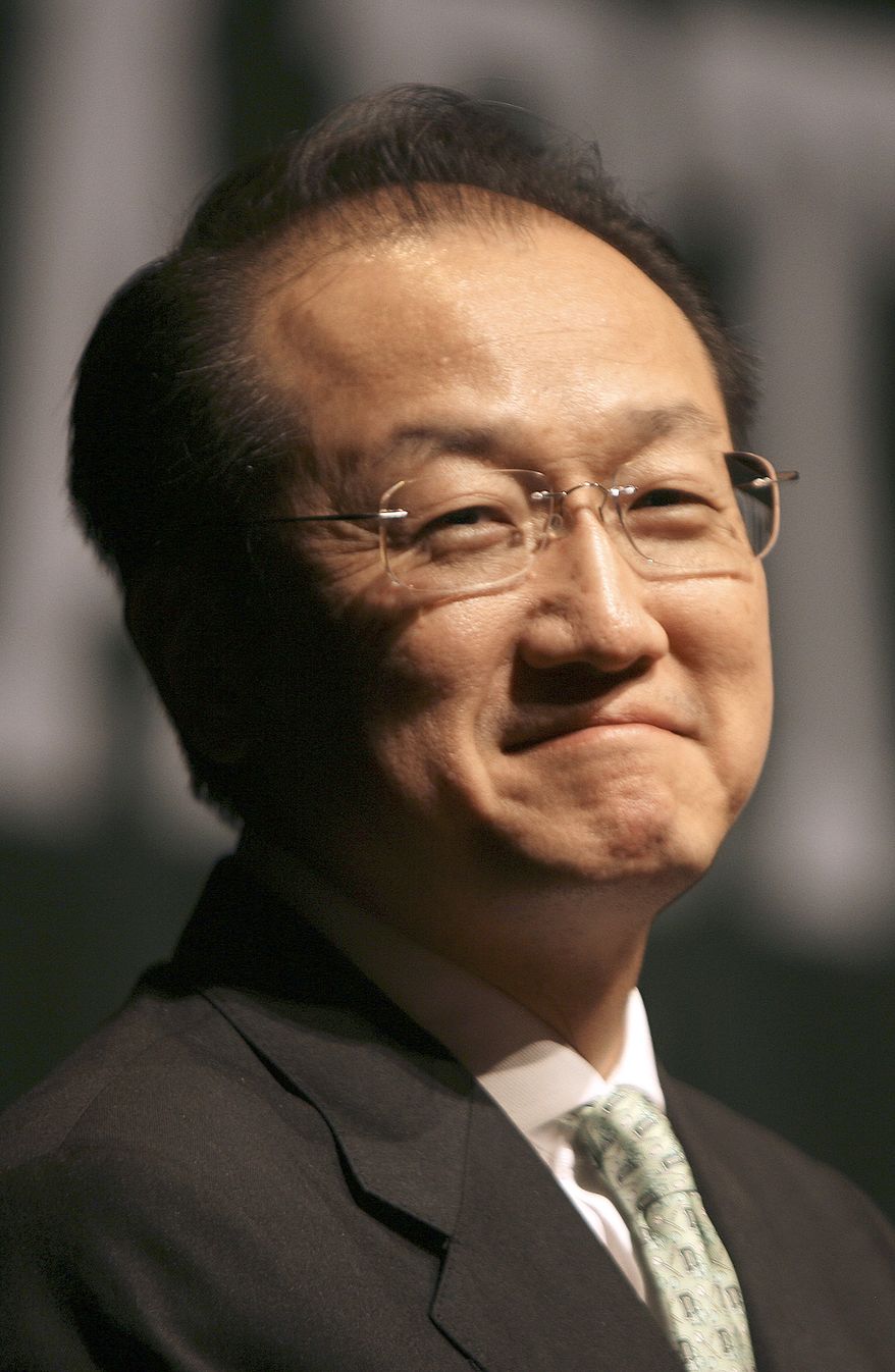**FILE** Dr. Jim Kim is introduced as the next president of Dartmouth College in Hanover, N.H., on March 2, 2009. (Associated Press)