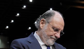 A trustee&#39;s report says Jon Corzine led MF Global to trade in unsafe securities and take on far greater risk than comparable companies. (Associated Press)