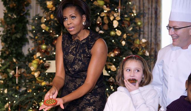 First lady Michelle Obama has given Family Circle a cookie recipe, as has Ann Romney, following a tradition going back to 1992.