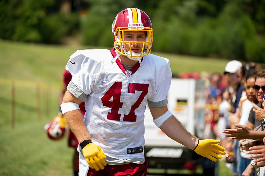 Fred Davis suffered a season-ending torn left Achilles on Sunday in the Redskins' loss to the Giants, and Chris Cooley is expected to fill the tight end vacancy. According to a source with knowledge of the situation, the veteran is closing in on a new contract with Washington, and he could be signed by Monday morning. (Andrew Harnik/The Washington Times)