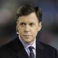 Sportscaster Bob Costas is seen before an NFL football game between the Chicago Bears and Philadelphia Eagles in Chicago, Nov. 22, 2009. (Associated Press) ** FILE **
