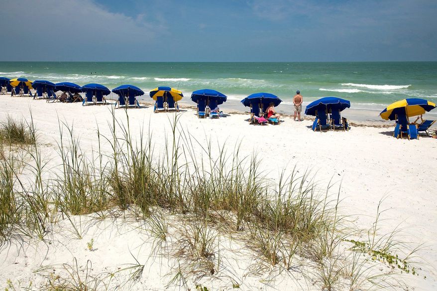 ** FILE ** This May 21, 2008 file photo shows the main beach at Caladesi Island State Park, a barrier island along the Gulf of Mexico, on Florida’s West Coast is seen in Dunedin, Fla. Tampa will host the Republican National Convention on Aug. 27-30, 2012. (AP Photo/Craig Litten, file)