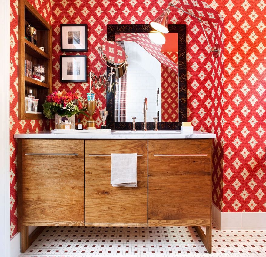 Photo by Stacy Zarin Goldberg
Christopher Patrick, owner of Christopher Patrick Interiors in the District, said using modern versions of traditional hardware is one way to integrate a traditionally styled bathroom into a contemporary home.
