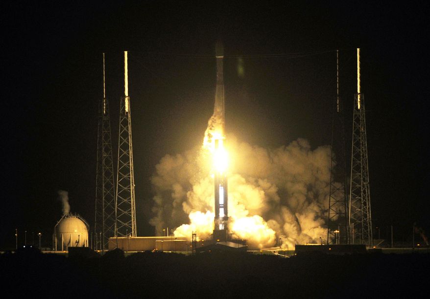 An Atlas V rocket lifts off from Cape Canaveral Air Force Station, Fla., Thursday morning, Aug. 30, 2012. The rocket is carrying the twin Radiation Belt Storm Probes, designed to study space weather. (AP Photo, Craig Bailey, Florida Today)