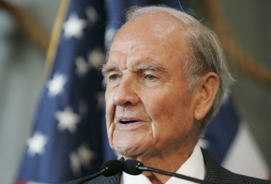 Former Sen. George McGovern delivers remarks at the National World War II Museum in New Orleans in 2009. (Associated Press)