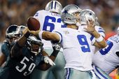 Cowboys Eagles Footba_Hasc.jpg