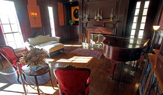This Monday, Nov. 19, 2012, photo shows the parlor at the Robert Todd Lincoln mansion Hildene in Manchester, Vt. The Georgian Revival home was built in 1905 by Robert Todd Lincoln, the only one of the president’s four children to survive to adulthood. (AP Photo/Toby Talbot)