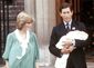 BRITAIN_6849_19820622