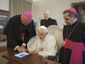 vatican-pope-tweets_lea1_mugshot_four_by_three.jpg