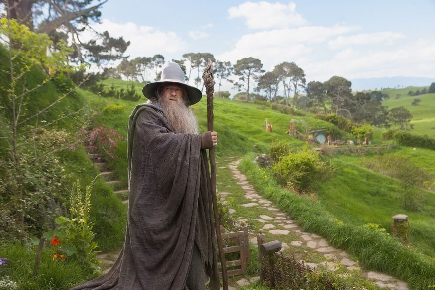 After being nominated for an Oscar for portraying Gandalf in “The Lord of the Rings,” Ian McKellen again plays the wizard in the prequel trilogy, “The Hobbit.” (Warner Bros. aia Associated Press) ** FILE **