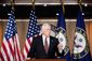 HOYER_20121227_004_.jpg