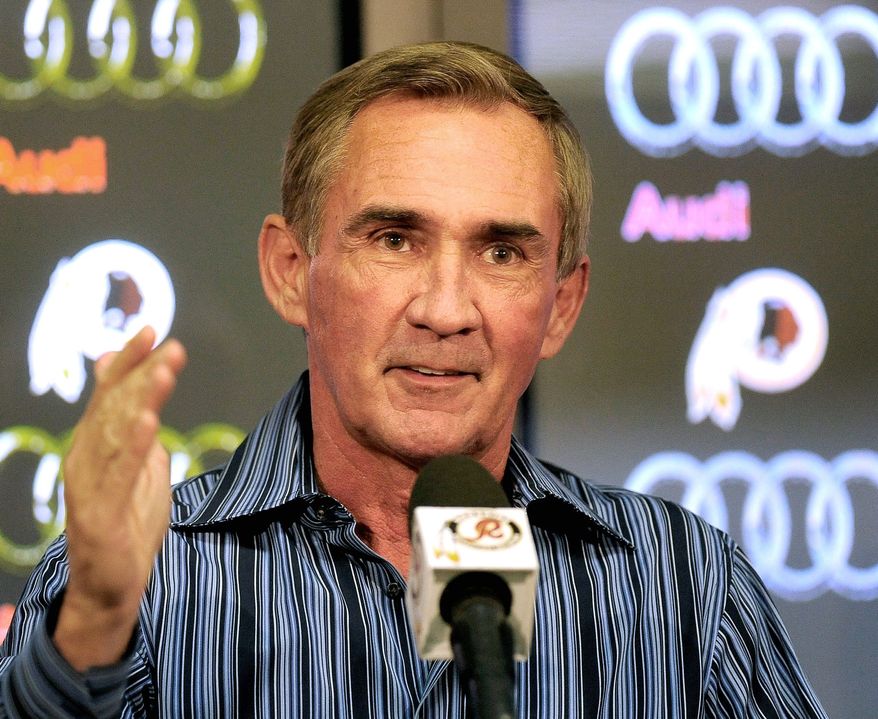 Mike Shanahan posted records of 6-10 and 5-11 in his first two seasons with the Redskins before righting the ship and leading Washington to the NFC East title. (AP Photo/Richard Lipski)