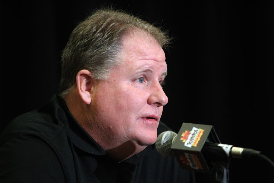 Oregon's Chip Kelly during media day for the Fiesta Bowl Monday, Dec. 31, 2012, in Scottsdale, Ariz. Oregon will play Kansas State in the Fiesta Bowl Jan. 3. (AP Photo/Paul Connors)