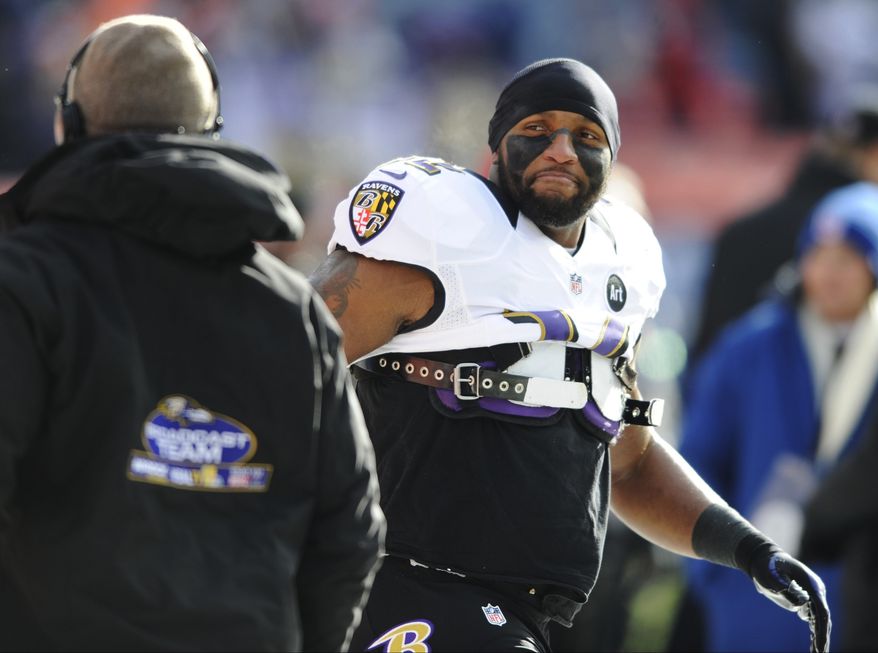 Baltimore Ravens inside linebacker Ray Lewis prepares to play the Denver Broncos in an AFC divisional playoff NFL football game, Saturday, Jan. 12, 2013, in Denver. (AP Photo/Jack Dempsey)
