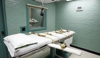 The gurney in the death chamber is shown in this May 27, 2008, file photo from Huntsville, Texas. (AP Photo/Pat Sullivan, File) ** FILE **