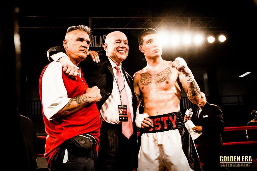 Dusty Hernandez Harrison (R) from DC wit a record of 17-0 will fight at Madison Square Garden this weekend. Photo courtesy of Golden Era Entertainment