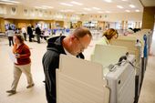 115_2013_voters-20131105-0068201.jpg